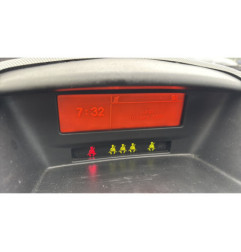 Attache ceinture avant gauche PEUGEOT 207