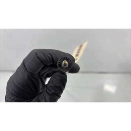 Antenne PEUGEOT 208 1