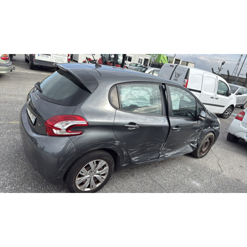 Pare choc arriere PEUGEOT 208 1 Photo n°15