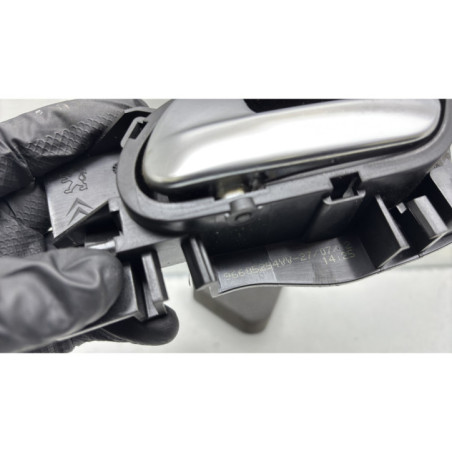Poignee interieur avant gauche PEUGEOT 208 1