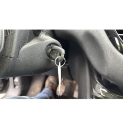 Poignee interieur avant gauche PEUGEOT 208 1