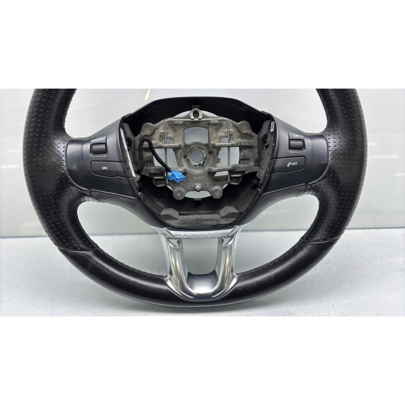 Volant PEUGEOT 208 1 Photo n°3