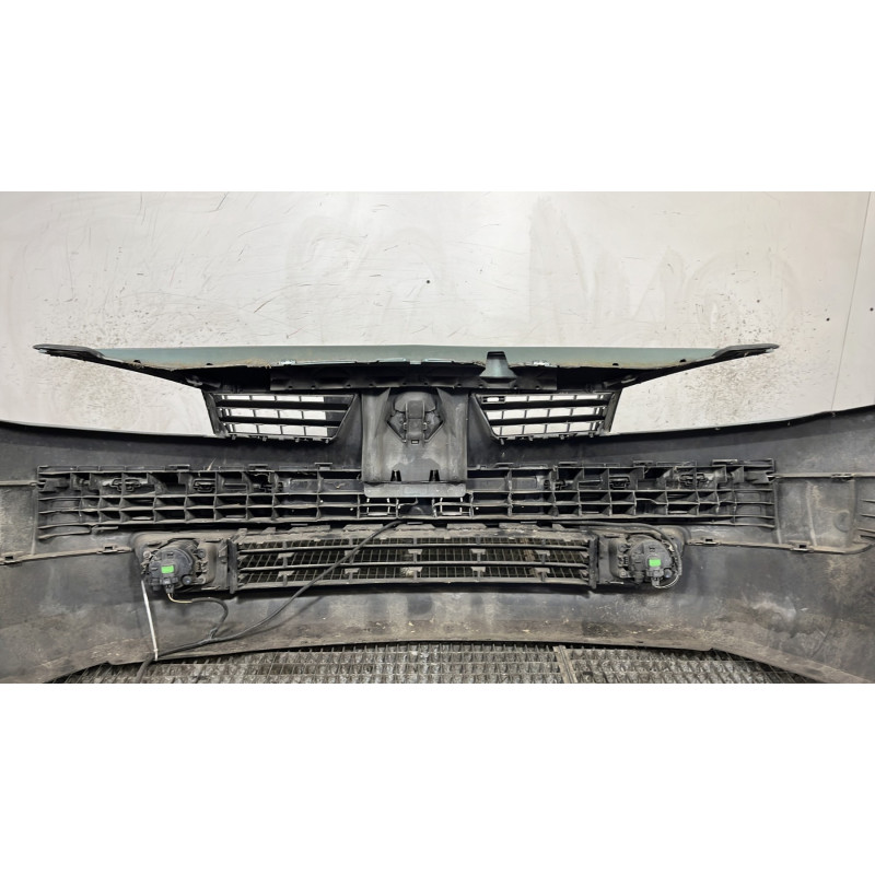 Pare choc avant RENAULT MEGANE 2 Photo n°5