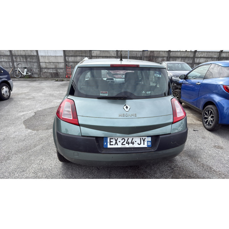 Pare choc avant RENAULT MEGANE 2 Photo n°11