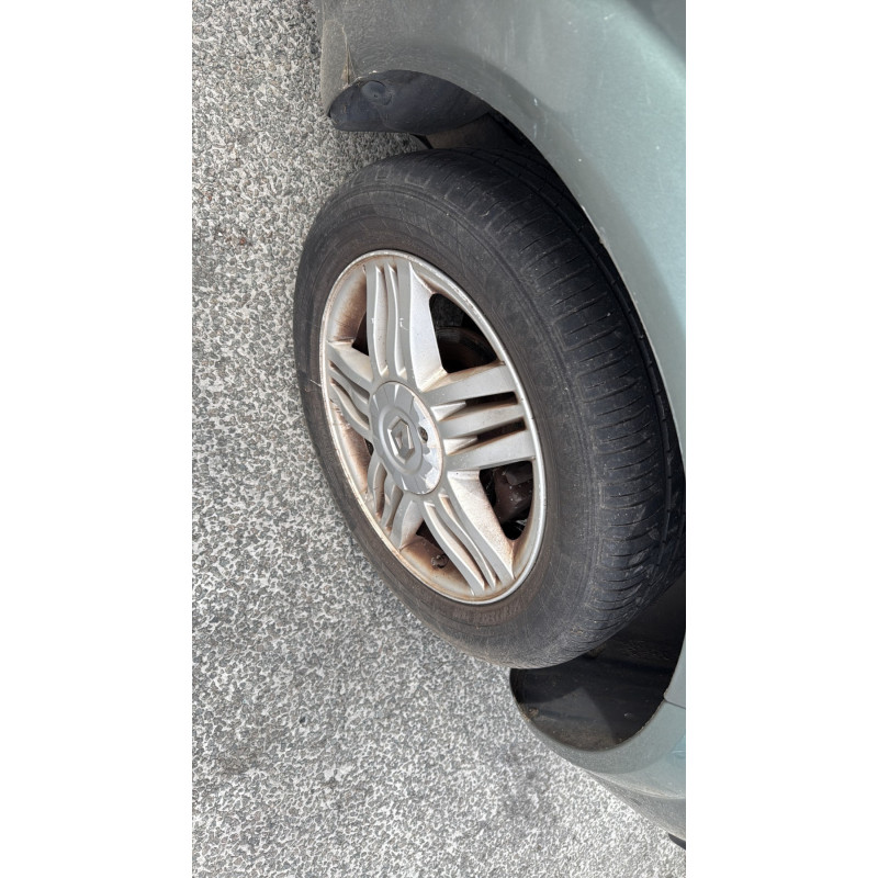 Pare choc avant RENAULT MEGANE 2 Photo n°16