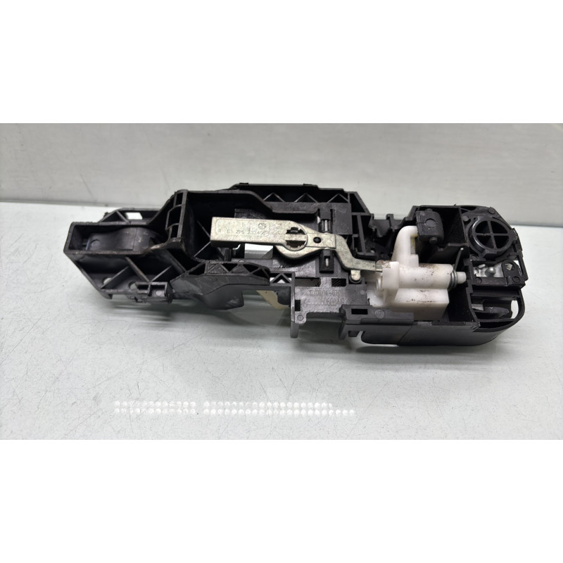Poignee porte arriere droit RENAULT MEGANE 3 Photo n°3