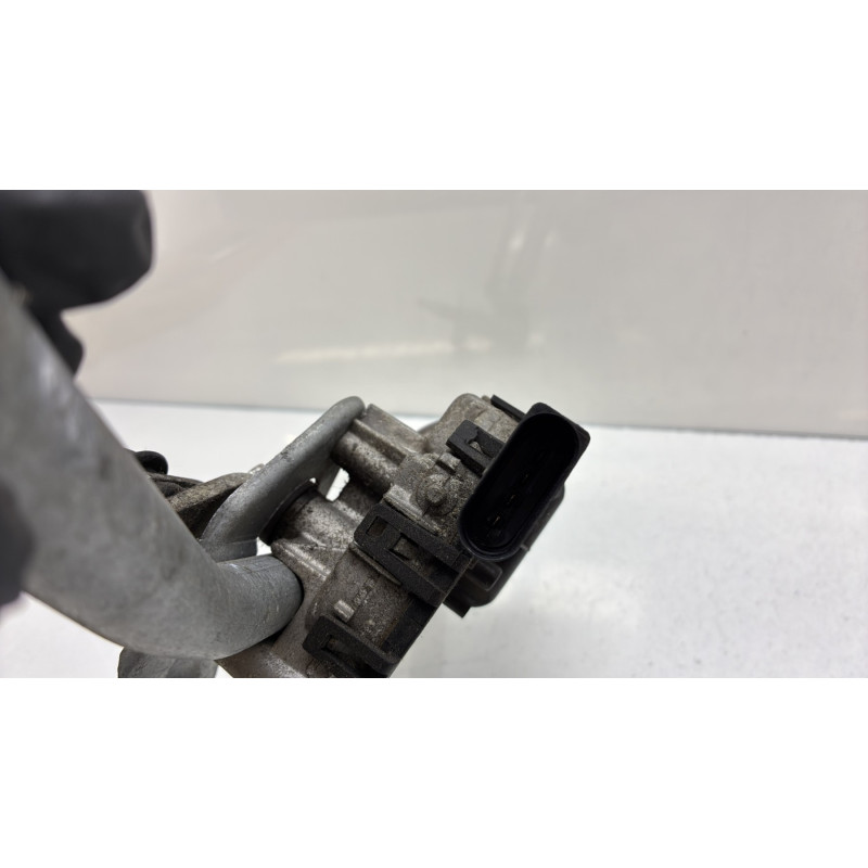 Moteur essuie glace avant VOLKSWAGEN POLO 4 Photo n°6
