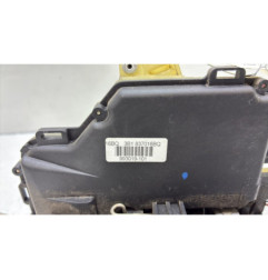 Serrure avant droit VOLKSWAGEN POLO 4