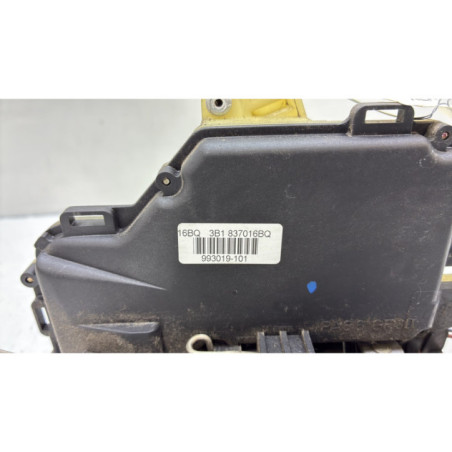Serrure avant droit VOLKSWAGEN POLO 4