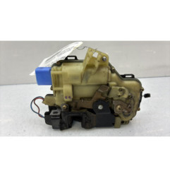 Serrure avant droit VOLKSWAGEN POLO 4