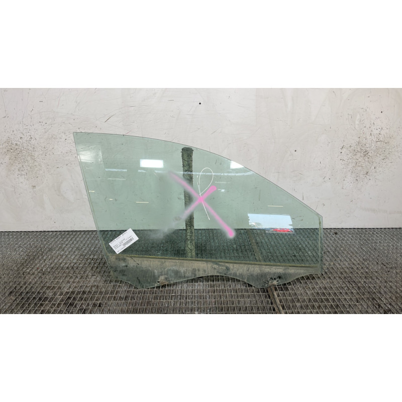 Vitre avant droit RENAULT MEGANE 2 Photo n°1
