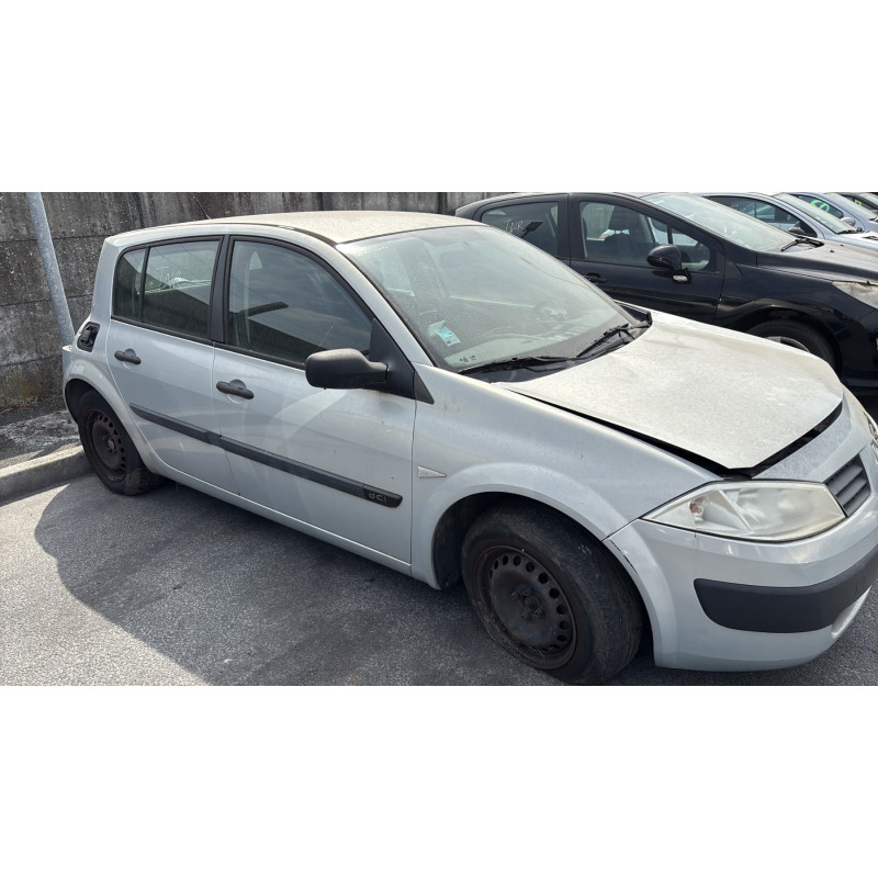 Vitre avant droit RENAULT MEGANE 2 Photo n°11