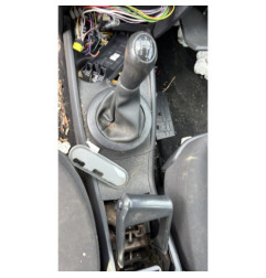 Vitre avant gauche RENAULT MEGANE 2
