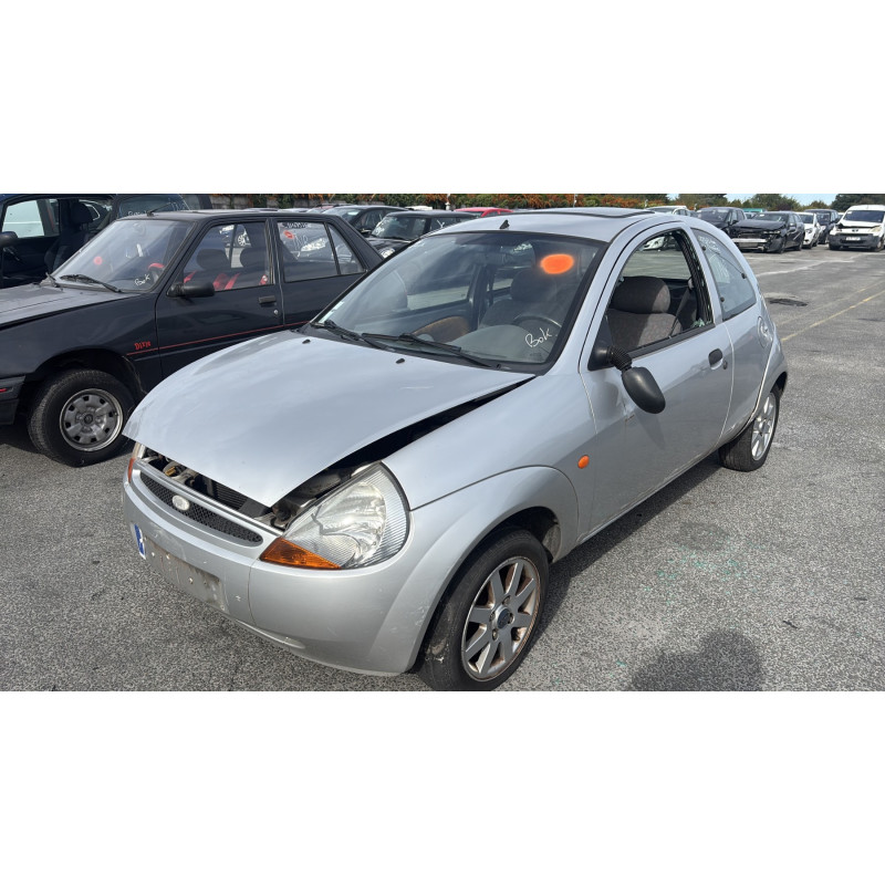 Feu arriere stop central FORD KA 1 Photo n°6