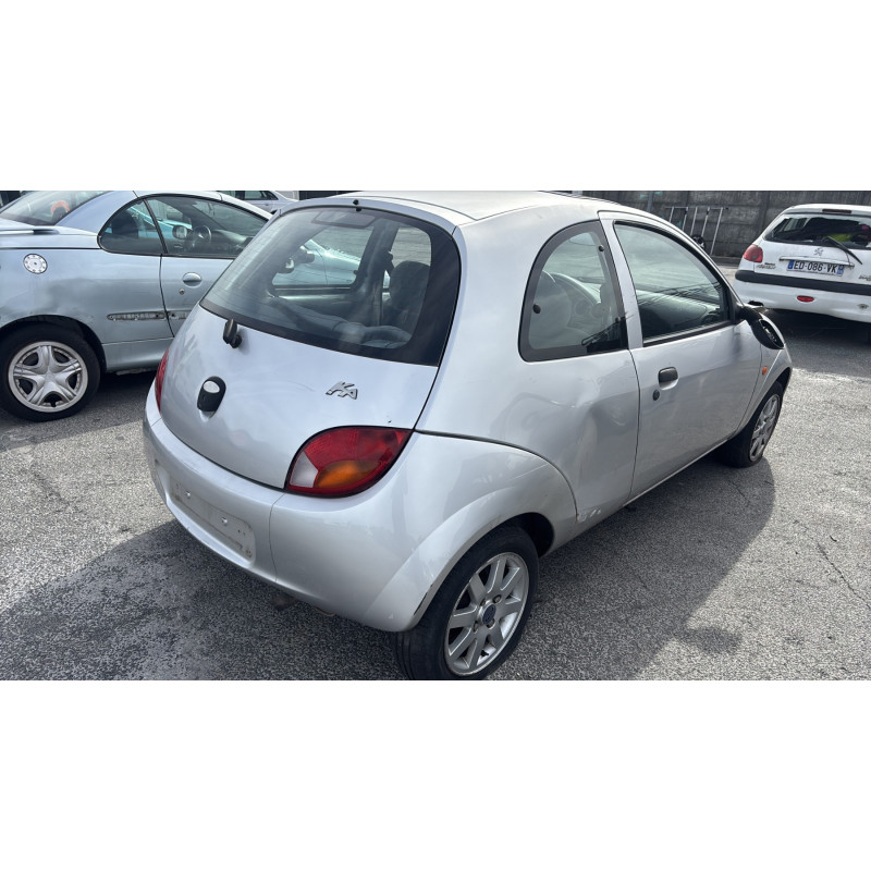 Feu arriere stop central FORD KA 1 Photo n°8