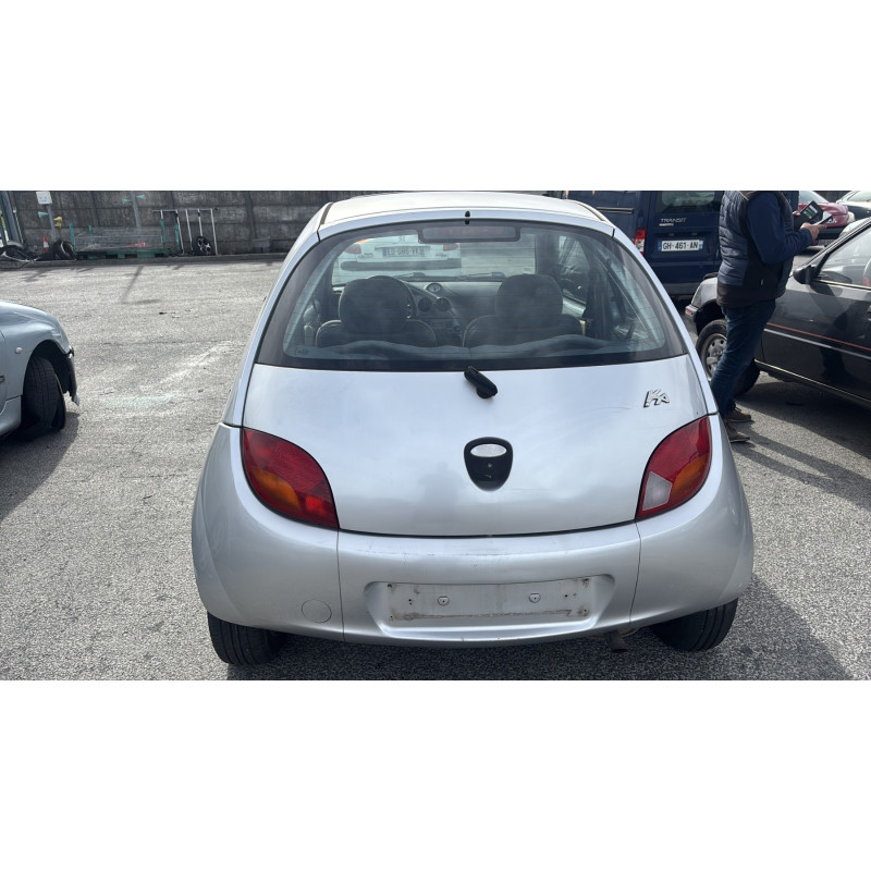 Feu arriere stop central FORD KA 1 Photo n°10