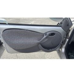 Feu arriere stop central FORD KA 1