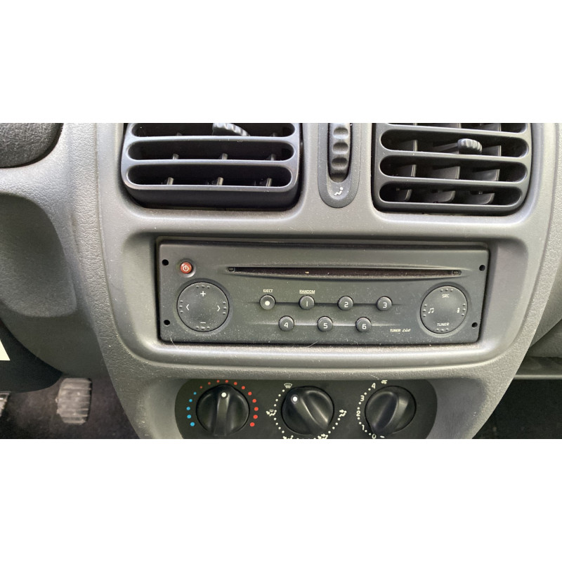 Pompe de direction RENAULT CLIO 2 Photo n°16