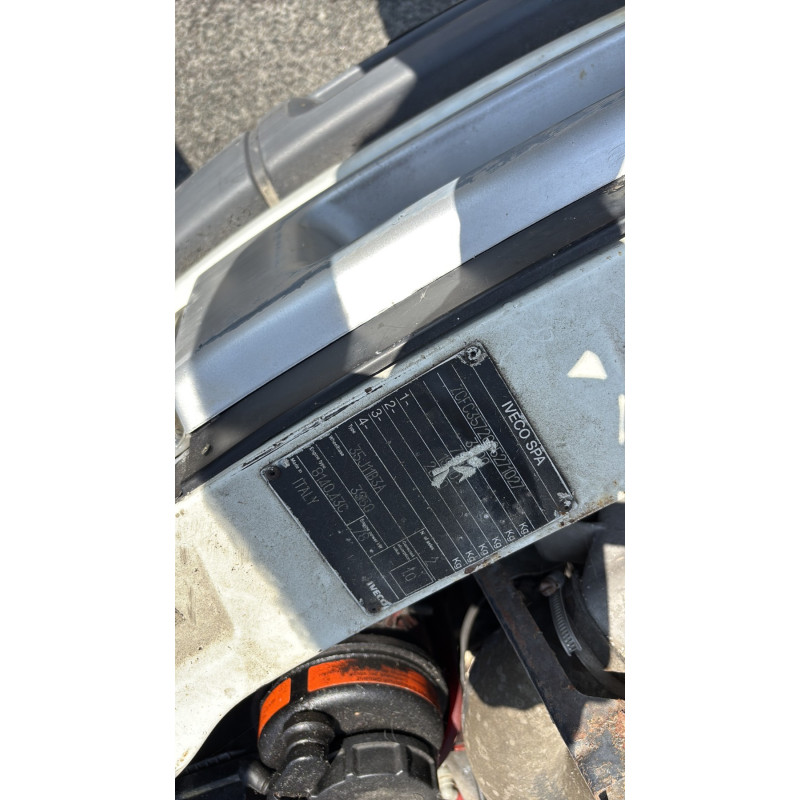 Custode avant gauche (porte) IVECO DAILY 3 Photo n°13