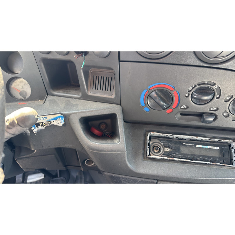 Custode avant gauche (porte) IVECO DAILY 3 Photo n°17