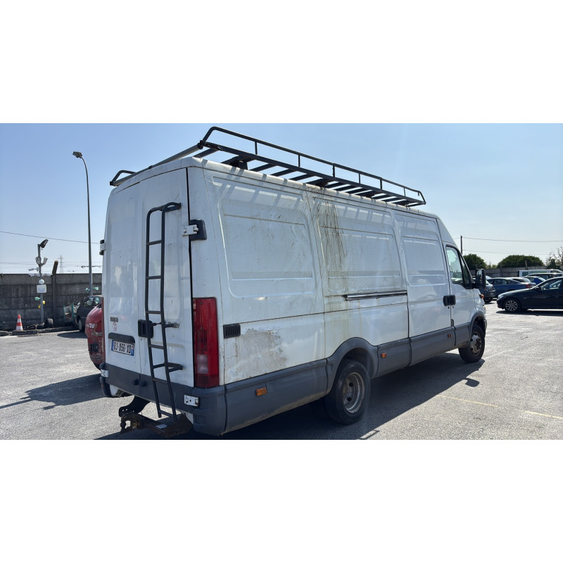 Demarreur IVECO DAILY 3 Photo n°8