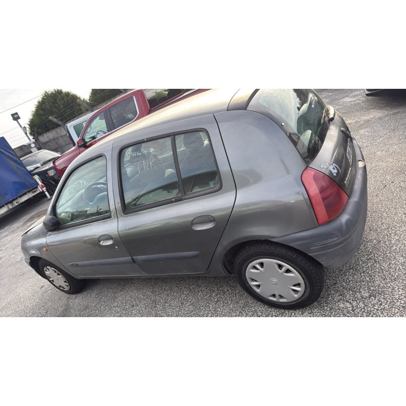 Porte avant gauche RENAULT CLIO 2 Photo n°13
