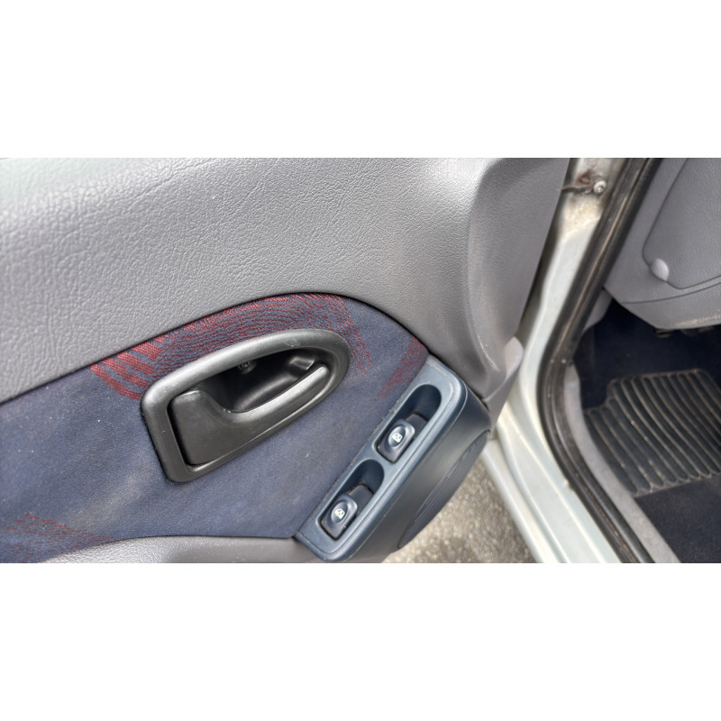 Retroviseur droit RENAULT CLIO 2 Photo n°15