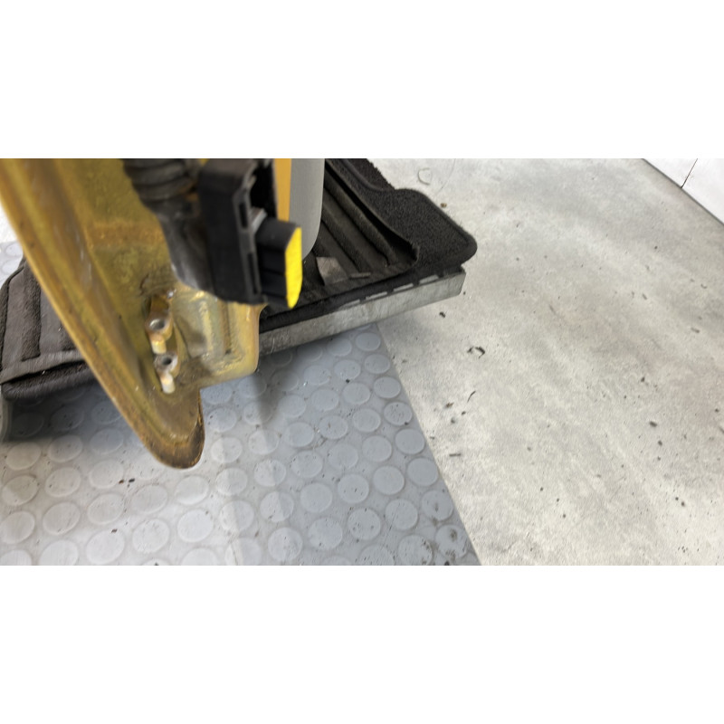 Porte avant droit RENAULT CLIO 2 Photo n°6