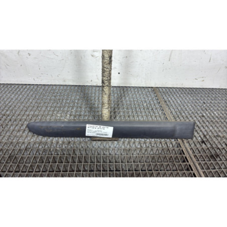 Baguette de porte arriere droite RENAULT CLIO 2 Photo n°1