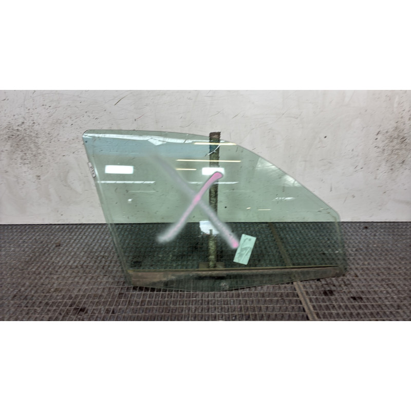 Vitre avant droit RENAULT CLIO 2 Photo n°1
