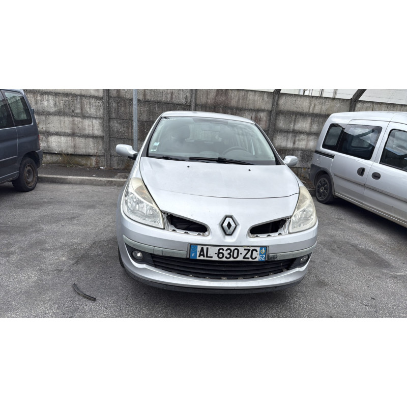 Porte avant droit RENAULT CLIO 3 Photo n°16