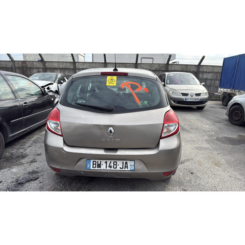 Moteur essuie glace avant RENAULT CLIO 3 Photo n°12
