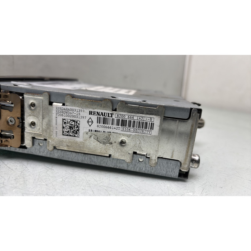 Autoradio d'origine RENAULT GRAND SCENIC 2 Photo n°3