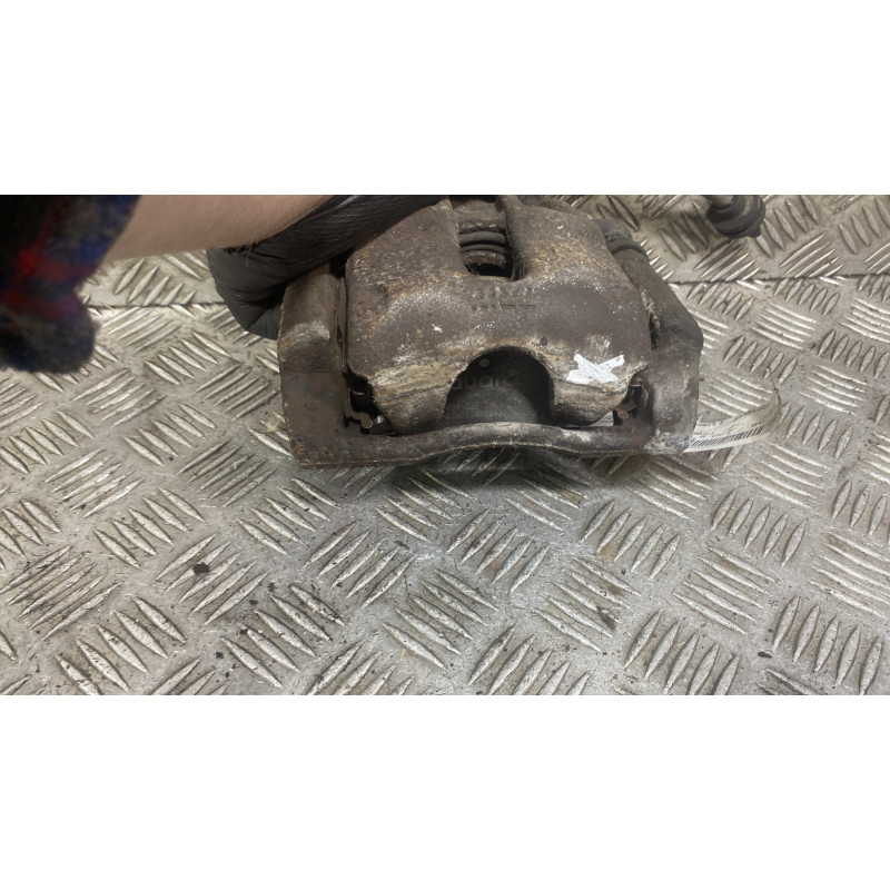 Etrier avant gauche (freinage) RENAULT MODUS Photo n°6