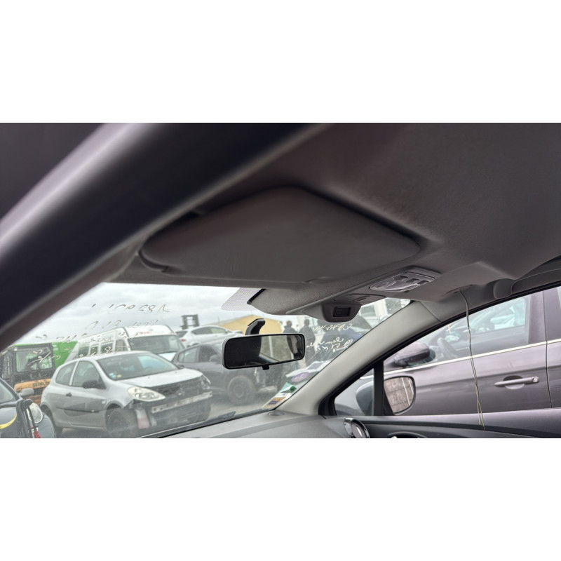 Volant RENAULT CLIO 4 Photo n°18