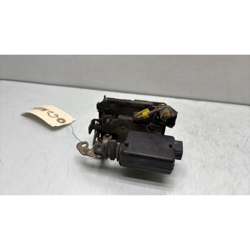 Serrure arriere gauche RENAULT R19 Photo n°2