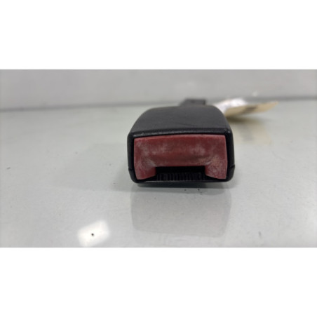Attache ceinture avant droit VOLKSWAGEN POLO 4