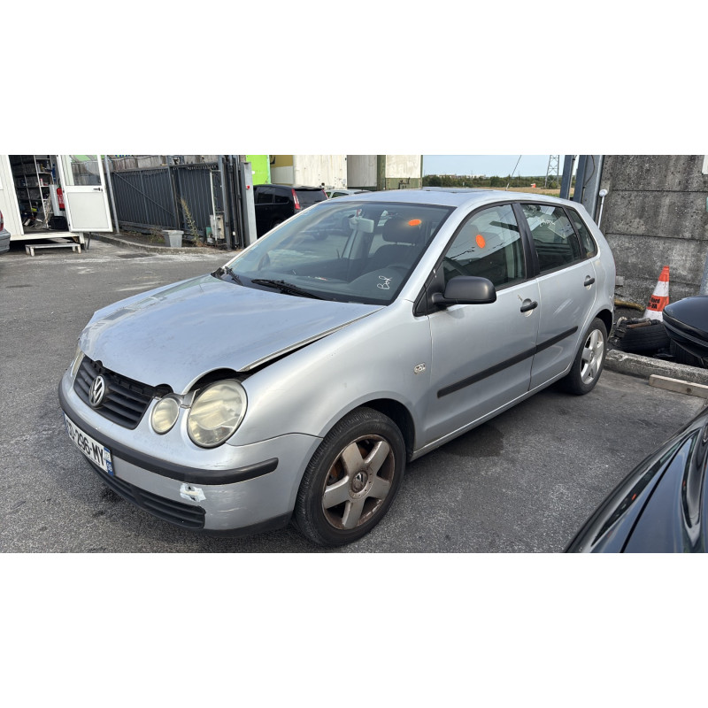 Bouton de coffre VOLKSWAGEN POLO 4 Photo n°5