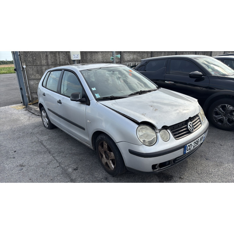 Bouton de coffre VOLKSWAGEN POLO 4 Photo n°6