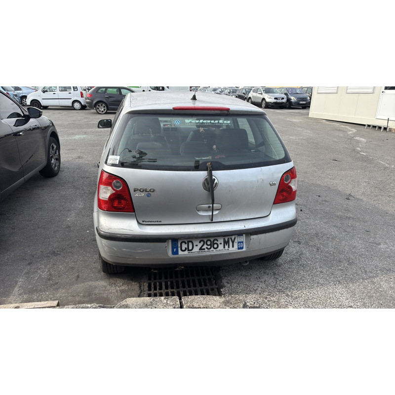 Bouton de coffre VOLKSWAGEN POLO 4 Photo n°9