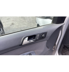 Bouton de coffre VOLKSWAGEN POLO 4