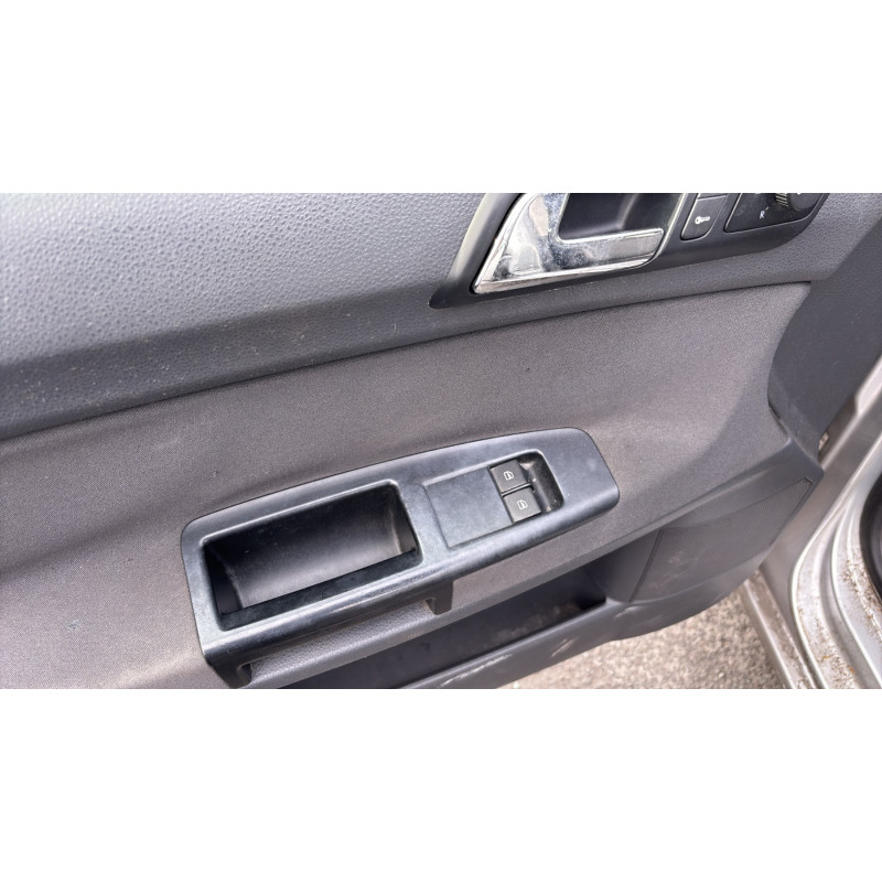 Pare soleil gauche VOLKSWAGEN POLO 4 Photo n°15
