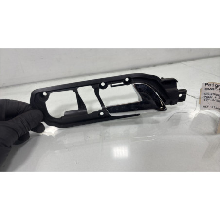 Poignee interieur avant droit VOLKSWAGEN POLO 4