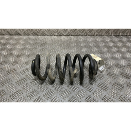 Ressort de suspension arriere droit OPEL MOKKA 1