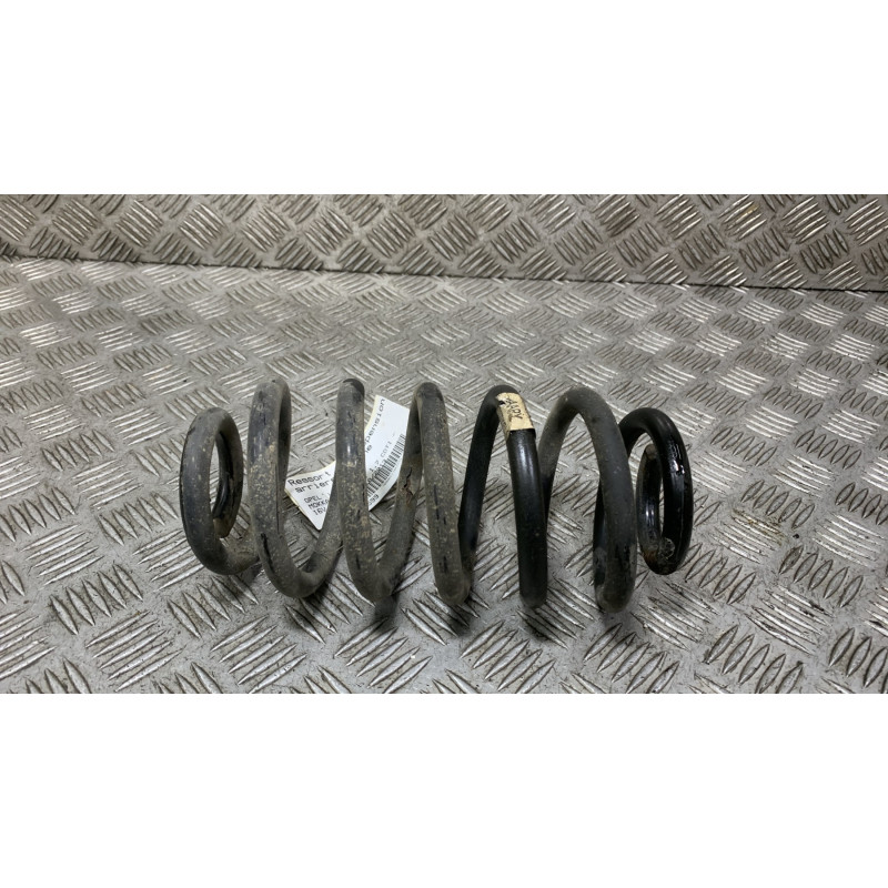 Ressort de suspension arriere gauche OPEL MOKKA 1 Photo n°1