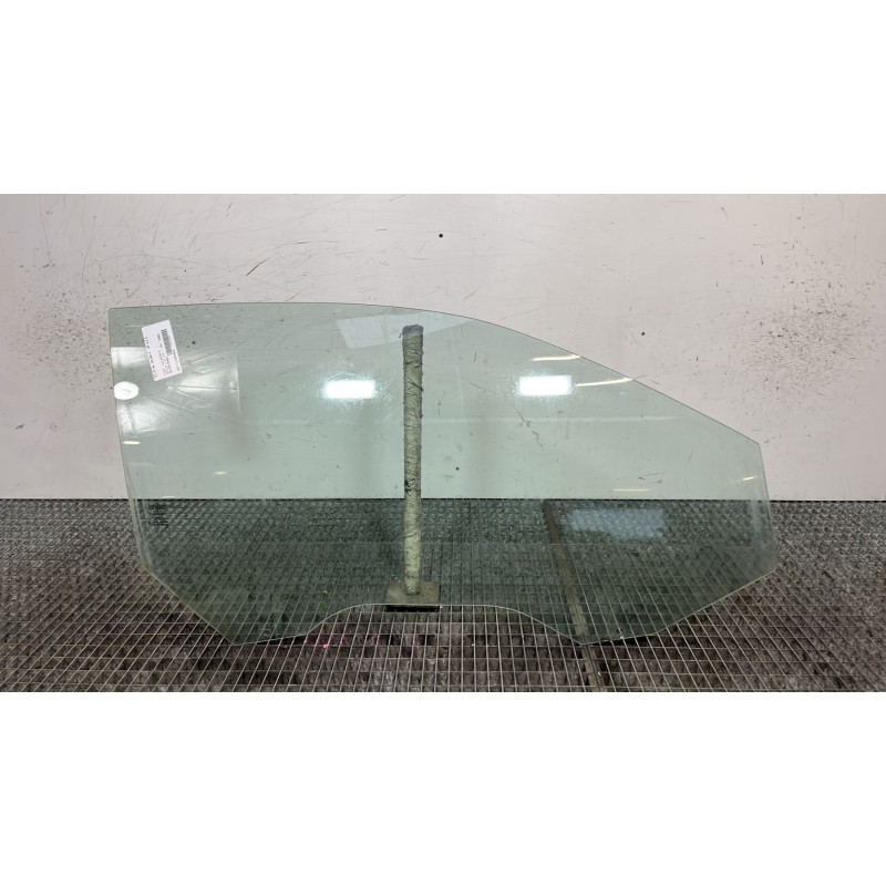Vitre avant droit FIAT STILO Photo n°1