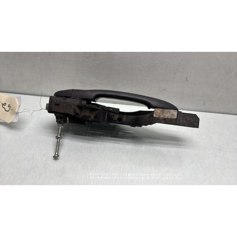 Poignee porte avant gauche RENAULT CLIO 4 Photo n°2