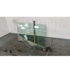 Vitre arriere droit RENAULT CLIO 4