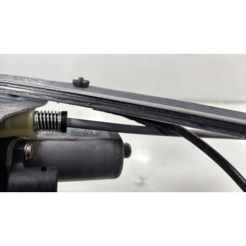 Leve vitre electrique avant droit RENAULT KANGOO 2 Photo n°9