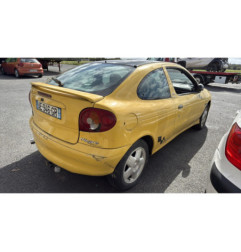 Vitre avant gauche RENAULT MEGANE 1